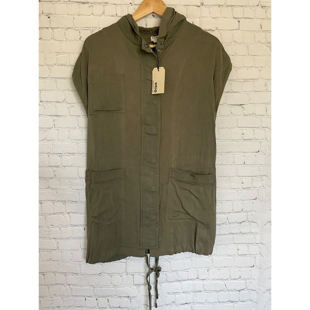 NWT UNIQ Navy Green Hooded Sleeveless utility lightweight vest dress Size Small